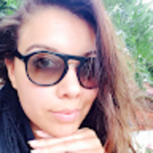 Meet your Posher, Ariella